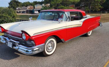 Ford-Fairlane-1957-Red-Red-1