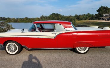 Ford-Fairlane-1957-Red-Red-2