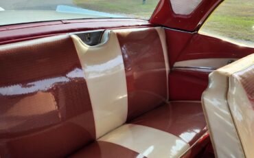 Ford-Fairlane-1957-Red-Red-3