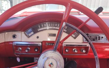 Ford-Fairlane-1957-Red-Red-8