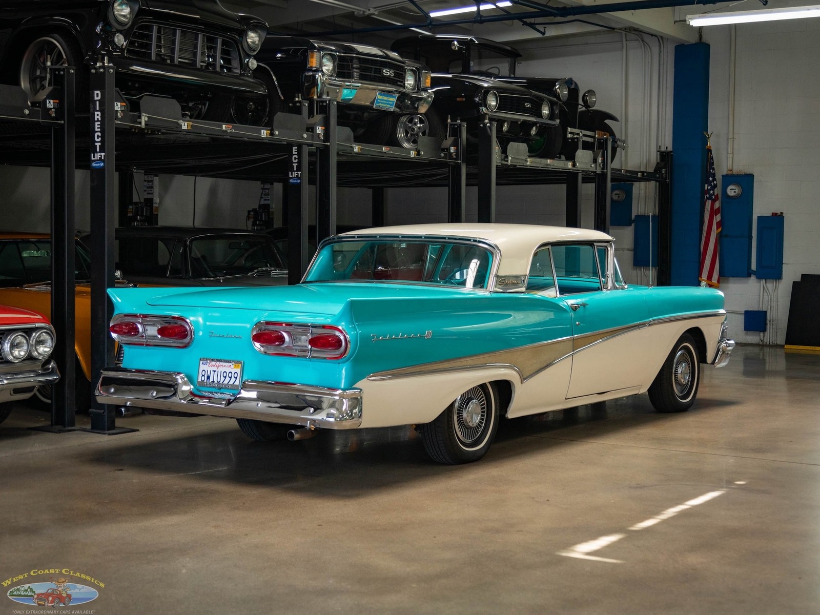 Ford-Fairlane-500-Skyliner-Retractable-352300HP-V8-1958-2-Door-Convertible-24