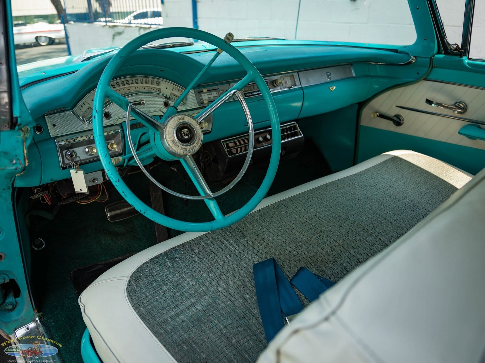 Ford-Fairlane-500-Skyliner-Retractable-352300HP-V8-1958-2-Door-Convertible-29