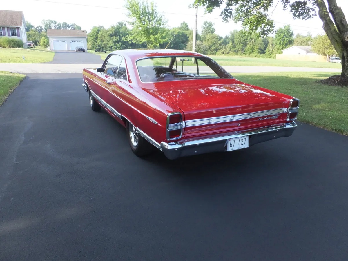 Ford-Fairlane-500xl-1967-Candy-Apple-Red-Red-3