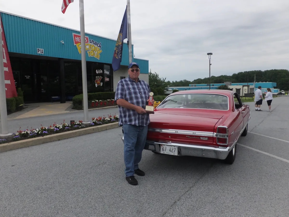 Ford-Fairlane-500xl-1967-Candy-Apple-Red-Red-4
