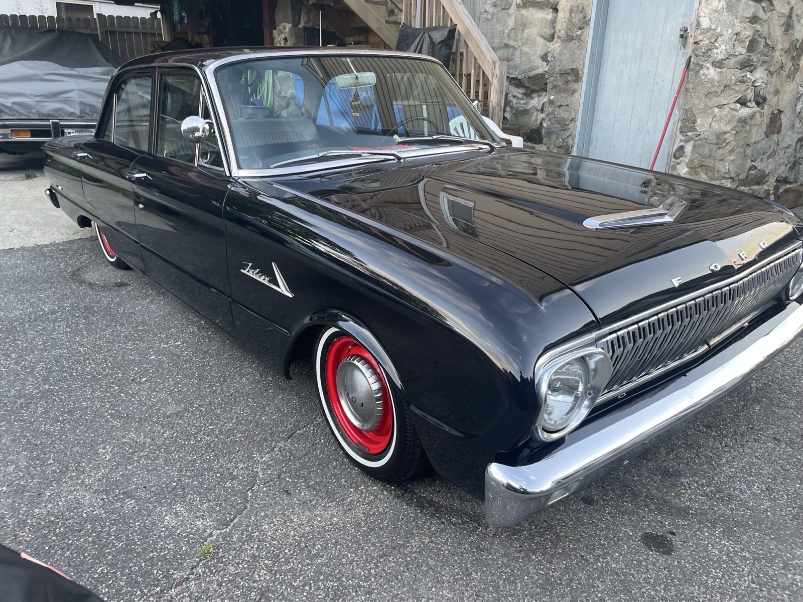 Ford-Falcon-1962-Sedan-2