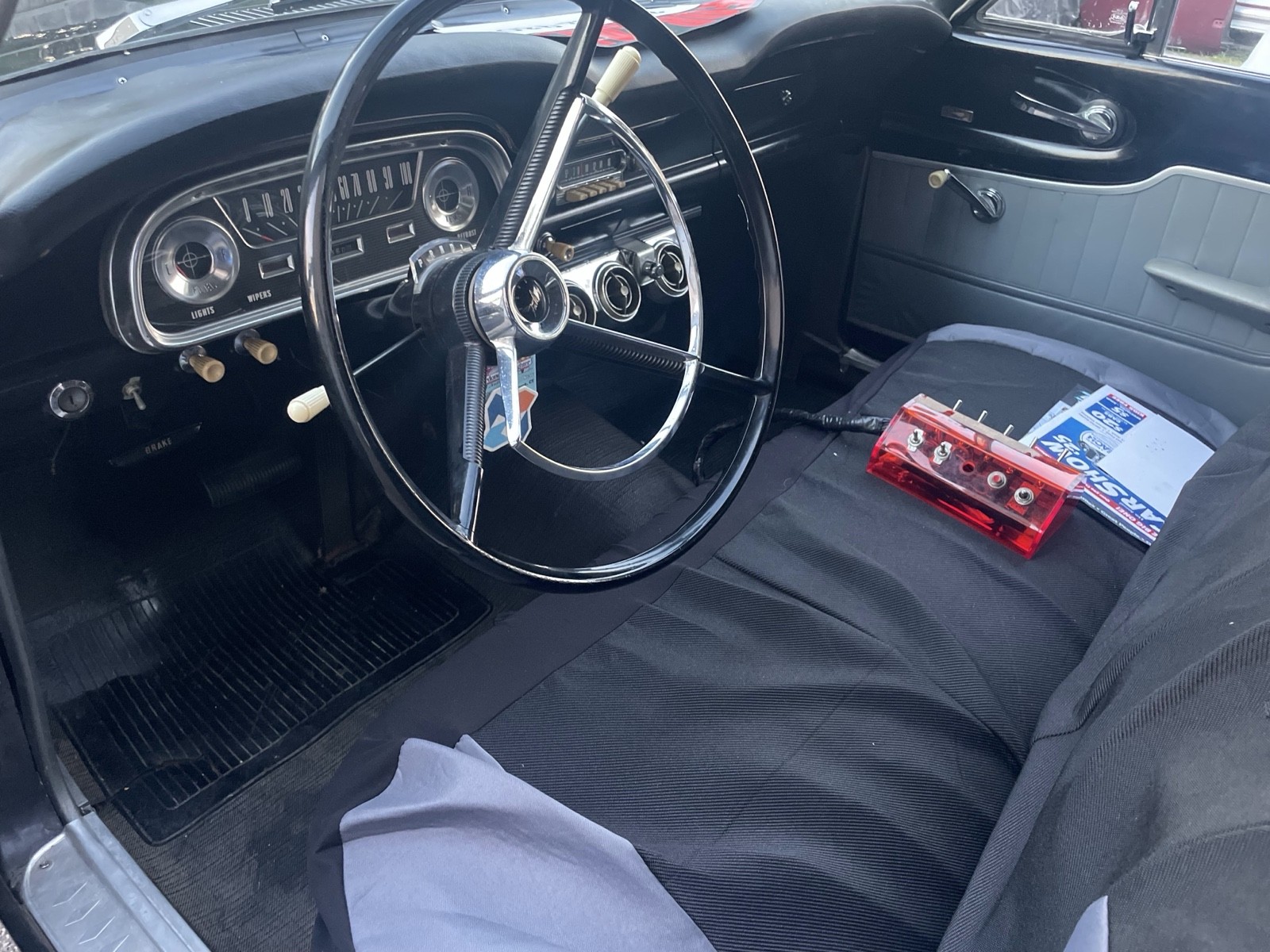Ford-Falcon-1962-Sedan-5