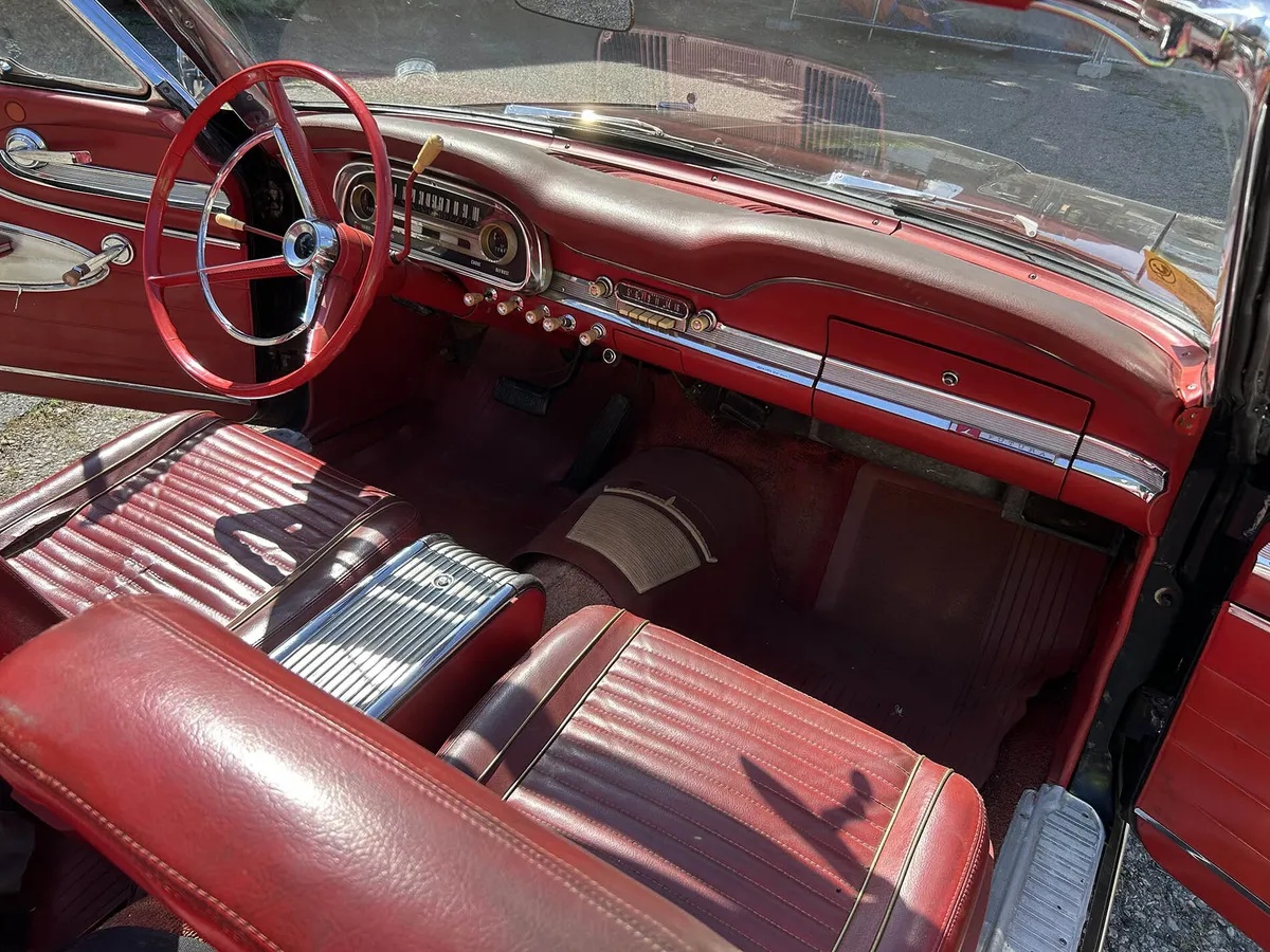 Ford-Falcon-1963-Black-Red-13