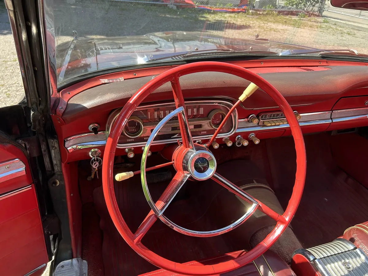 Ford-Falcon-1963-Black-Red-14