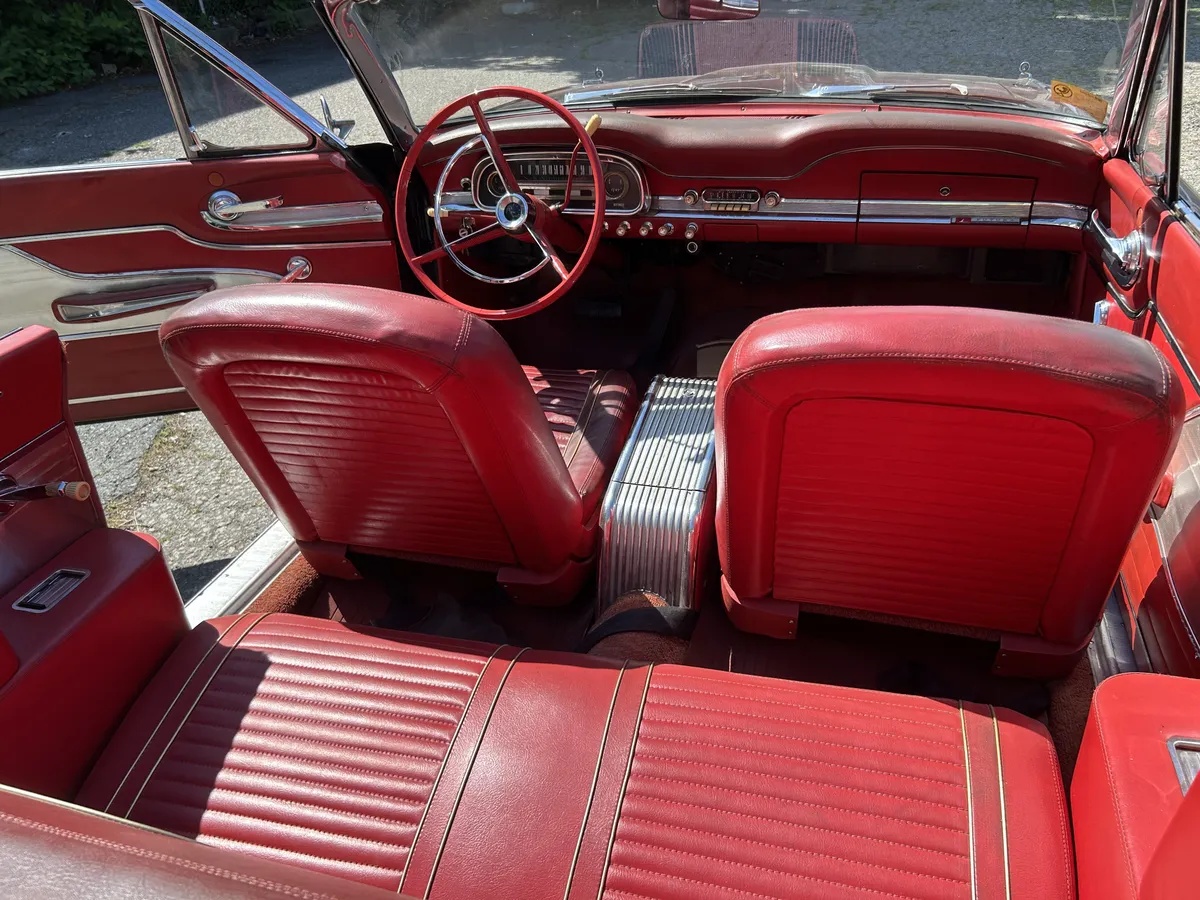 Ford-Falcon-1963-Black-Red-6