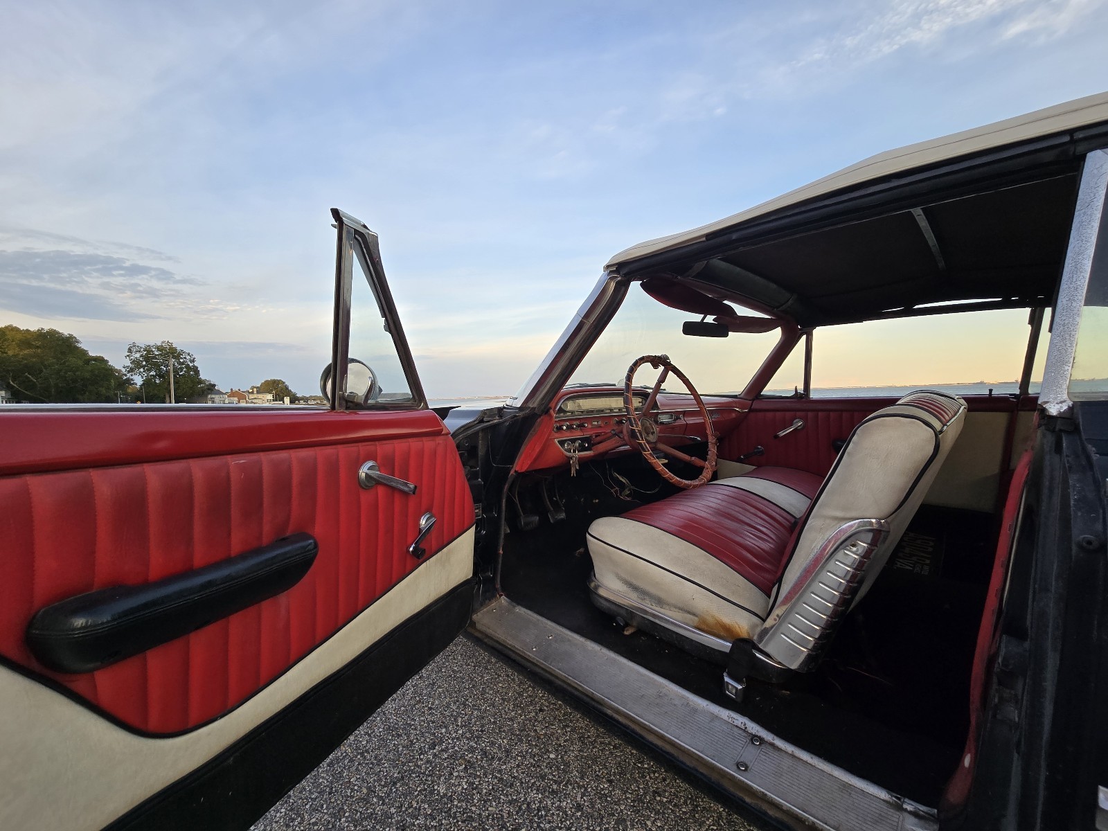 Ford-Galaxie-1961-Convertible-17