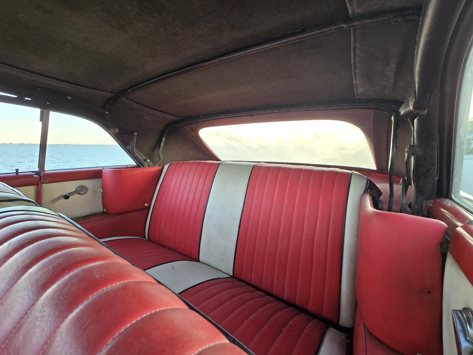 Ford-Galaxie-1961-Convertible-19