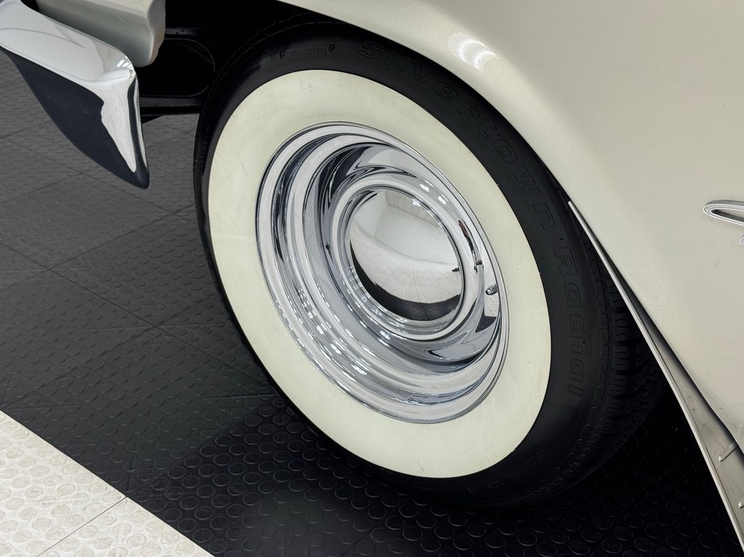 Ford-Galaxie-1963-Sedan-11