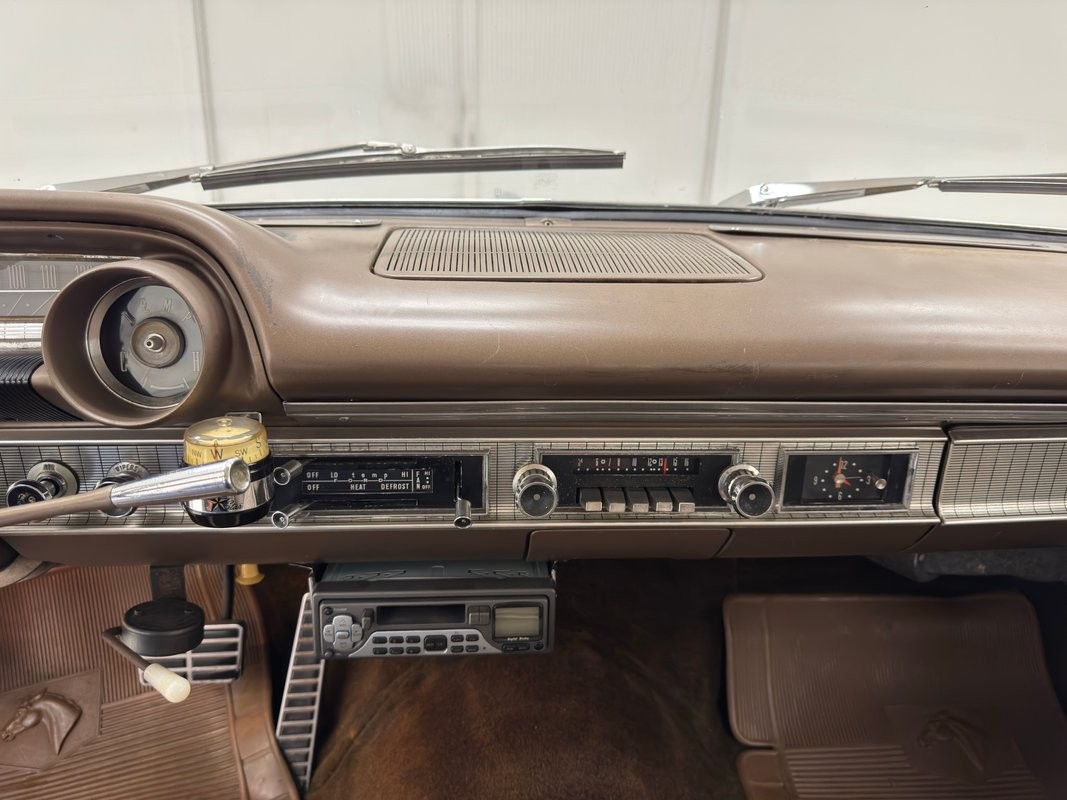 Ford-Galaxie-1963-Sedan-39