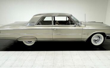 Ford-Galaxie-1963-Sedan-5