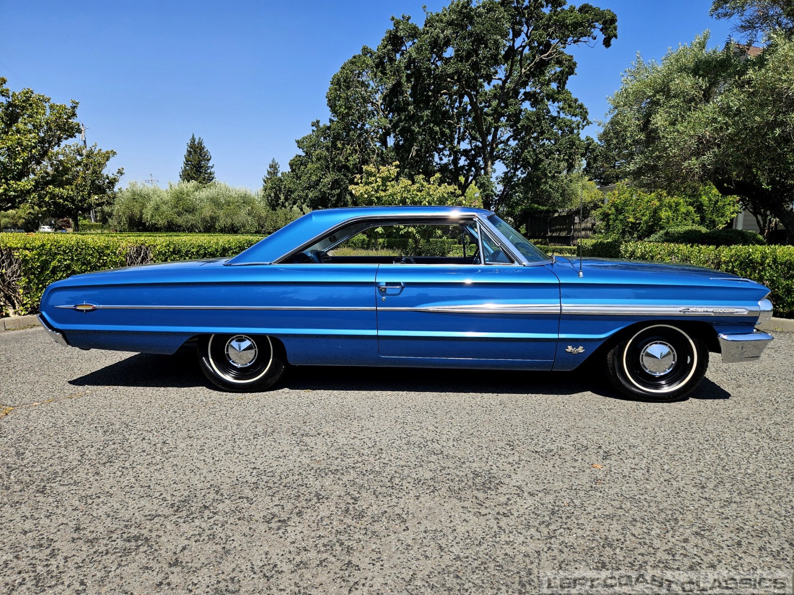 Ford-Galaxie-1964-Coupe-5