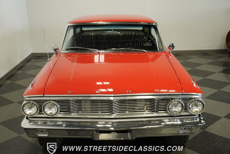 Ford-Galaxie-1964-Red-Black-1