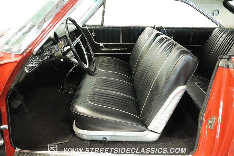 Ford-Galaxie-1964-Red-Black-3