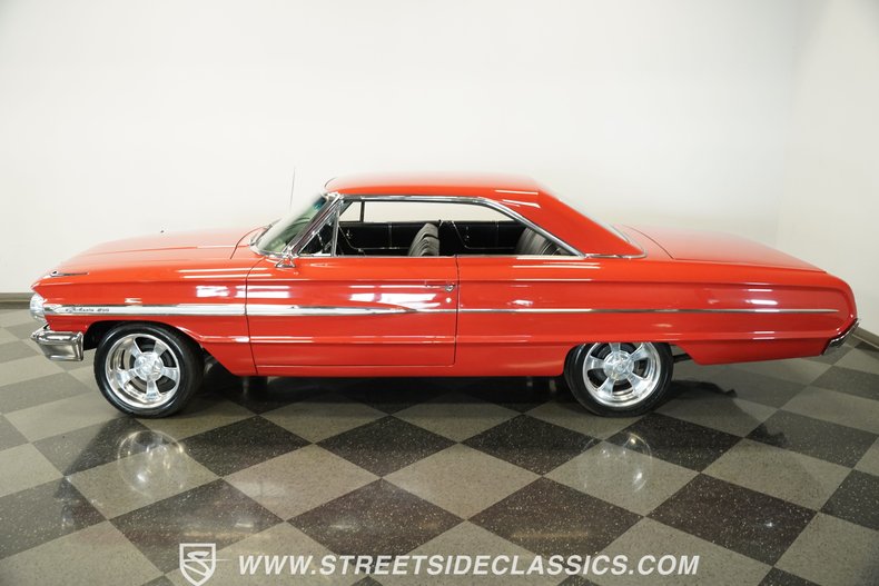 Ford-Galaxie-1964-Red-Black-9