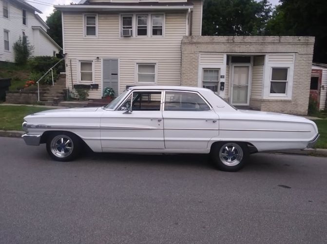 Ford-Galaxie-1964-White
