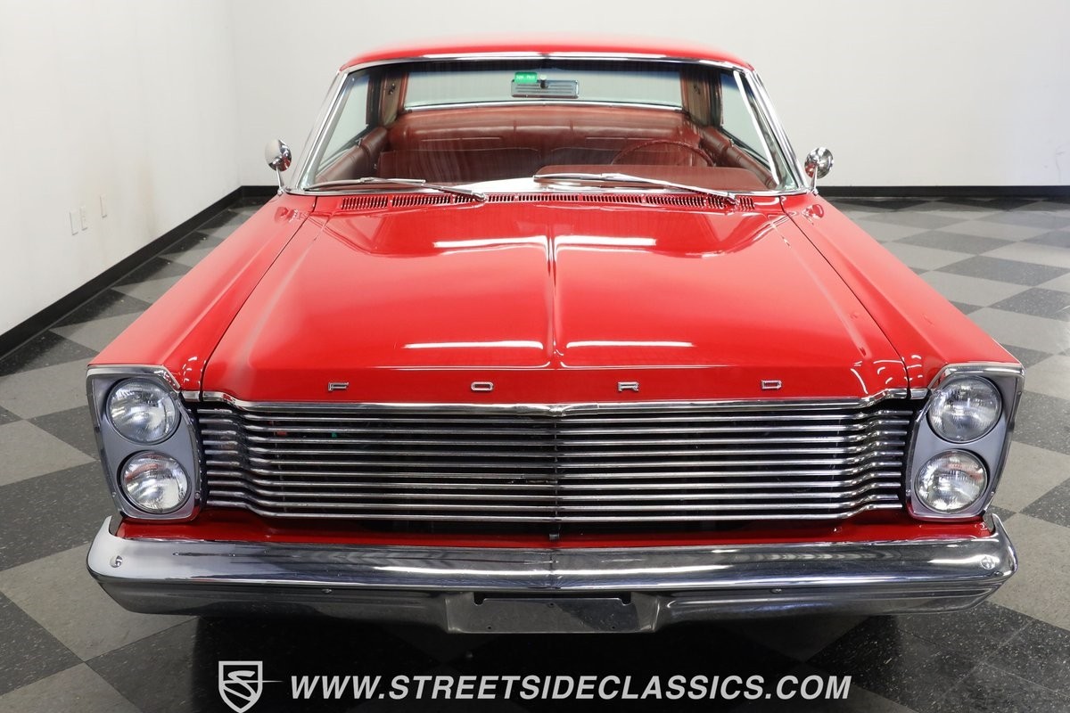 Ford-Galaxie-1965-Coupe-15