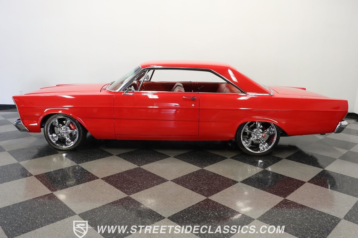 Ford-Galaxie-1965-Coupe-2
