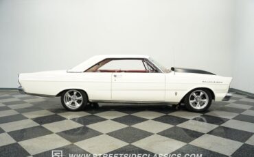 Ford-Galaxie-1965-Wimbledon-White-Red-1