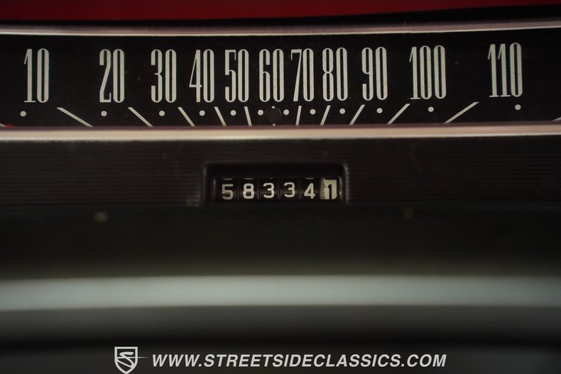 Ford-Galaxie-1965-Wimbledon-White-Red-15