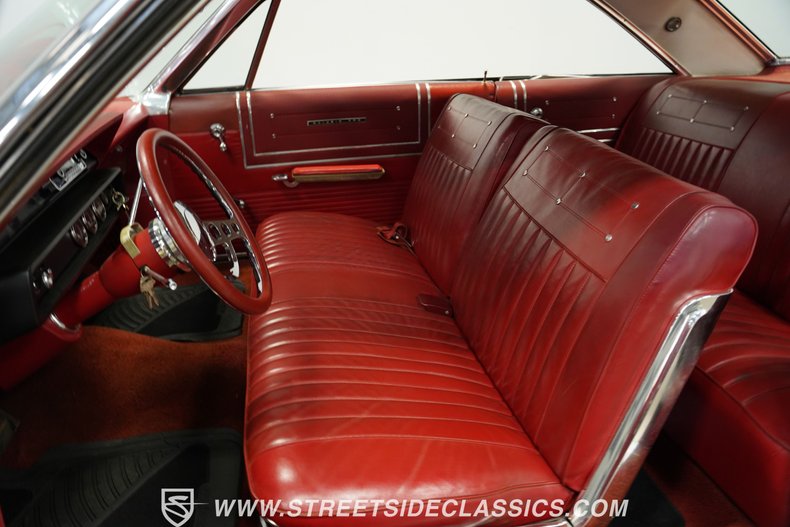 Ford-Galaxie-1965-Wimbledon-White-Red-17