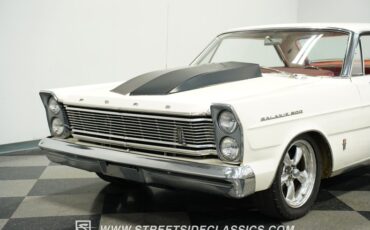 Ford-Galaxie-1965-Wimbledon-White-Red-2