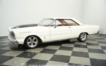 Ford-Galaxie-1965-Wimbledon-White-Red-21