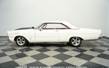 Ford-Galaxie-1965-Wimbledon-White-Red-22