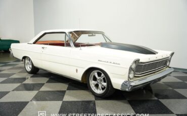 Ford-Galaxie-1965-Wimbledon-White-Red-27