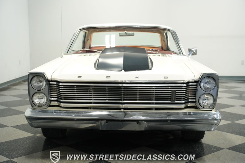 Ford-Galaxie-1965-Wimbledon-White-Red-28