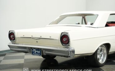 Ford-Galaxie-1965-Wimbledon-White-Red-38