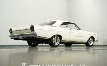 Ford-Galaxie-1965-Wimbledon-White-Red-39
