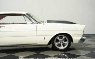 Ford-Galaxie-1965-Wimbledon-White-Red-4