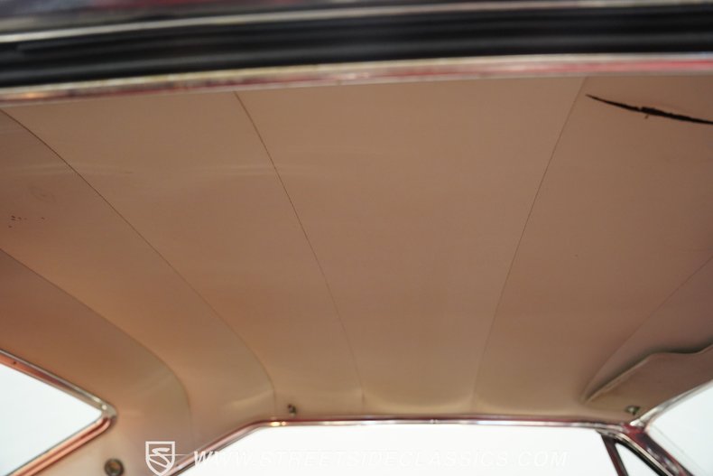 Ford-Galaxie-1965-Wimbledon-White-Red-41