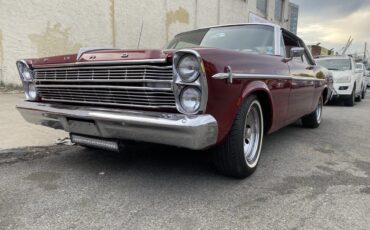 Ford-Galaxie-1966-Red-Red