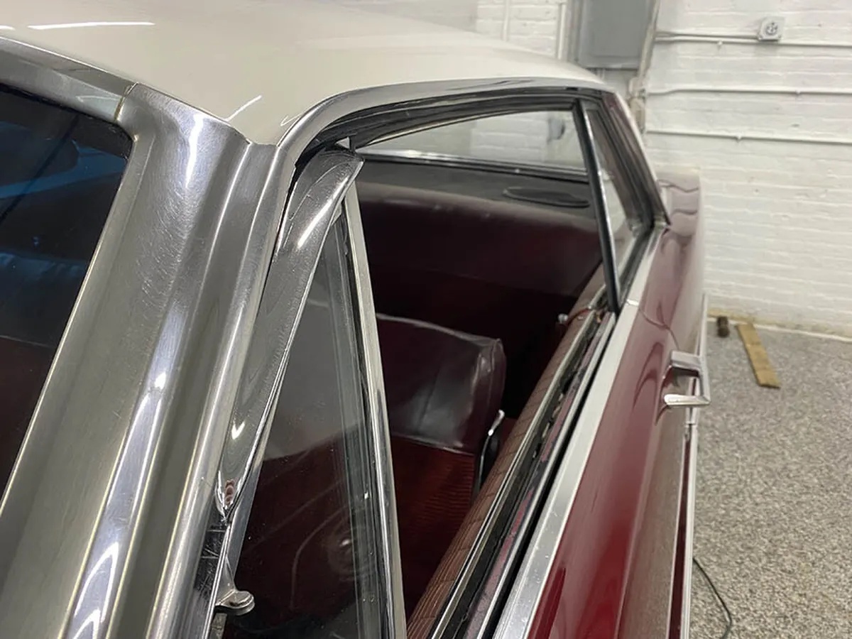 Ford-Galaxie-1966-Red-Red-8