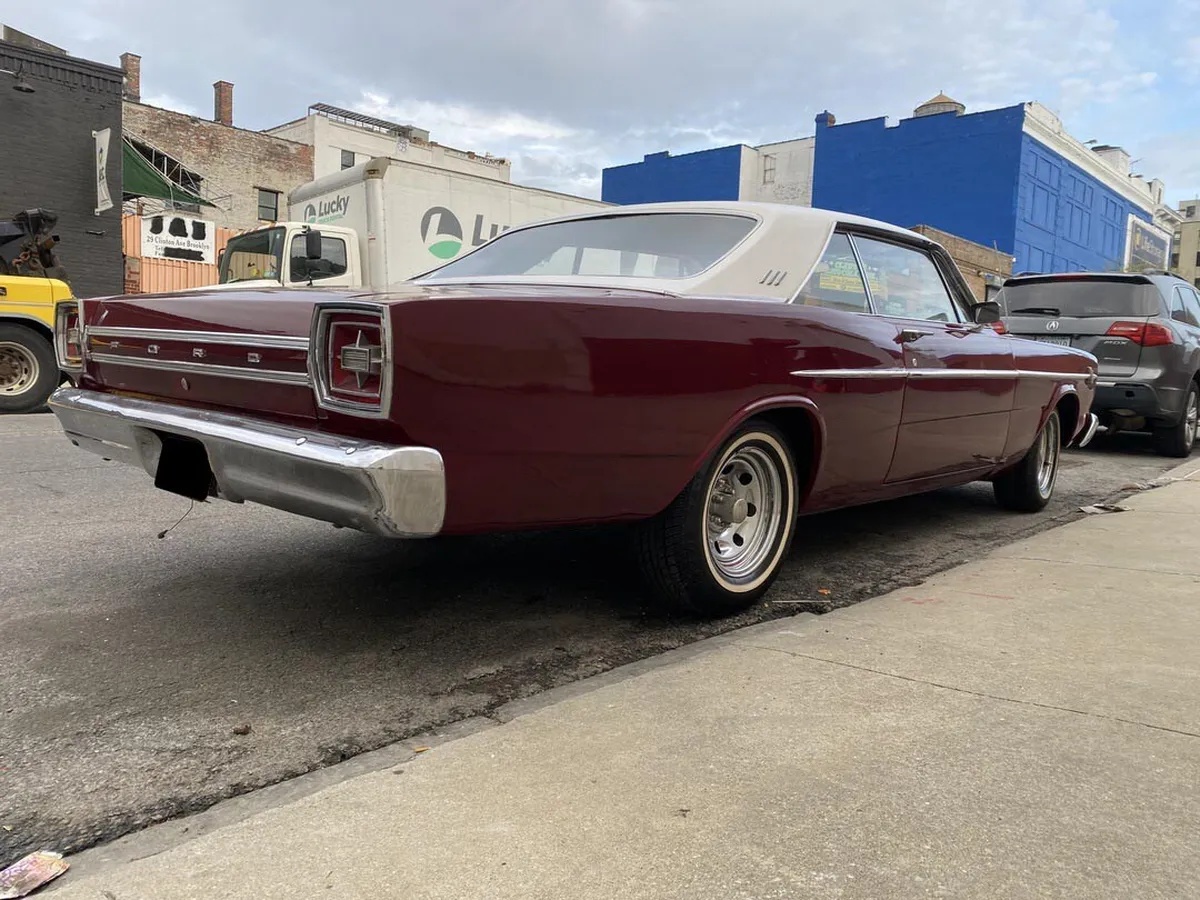 Ford-Galaxie-1966-Red-Red-9