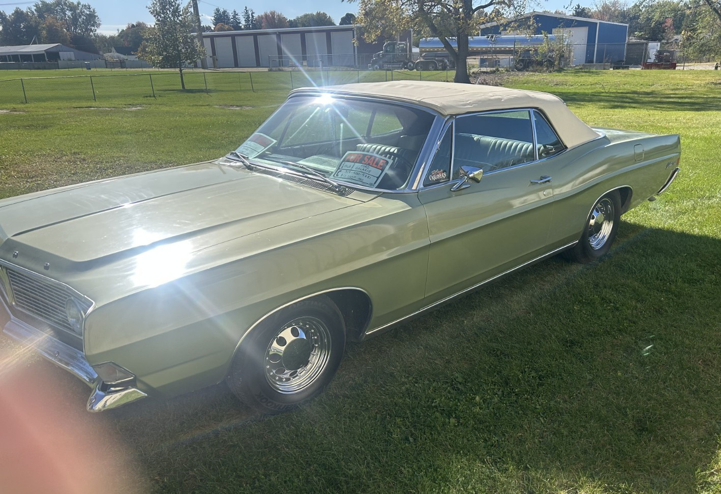 Ford-Galaxie-1968-Convertible-4