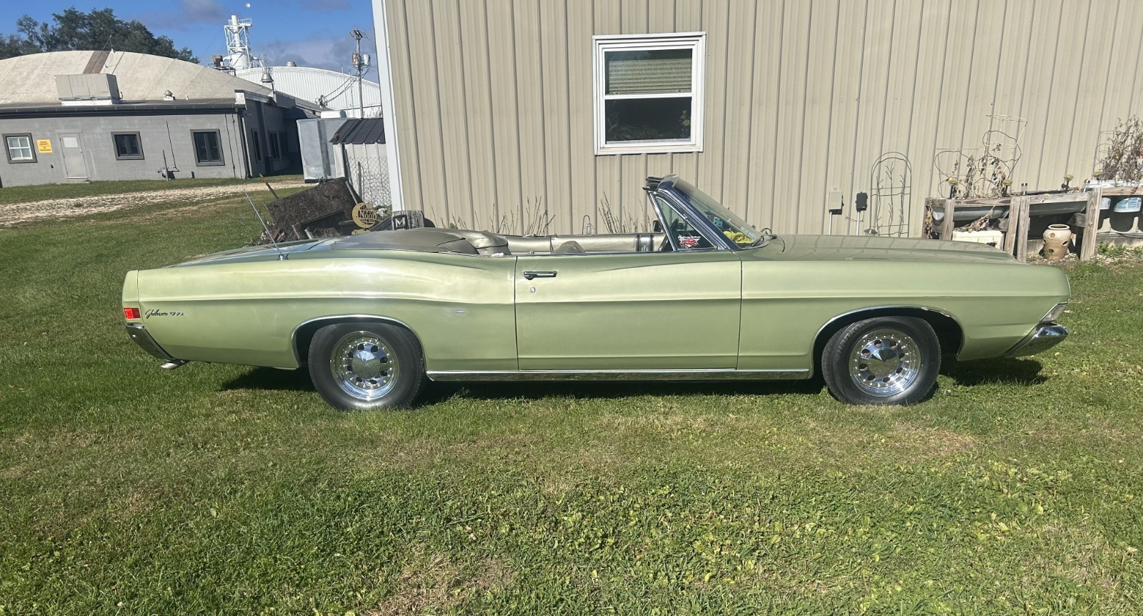 Ford-Galaxie-1968-Convertible-6