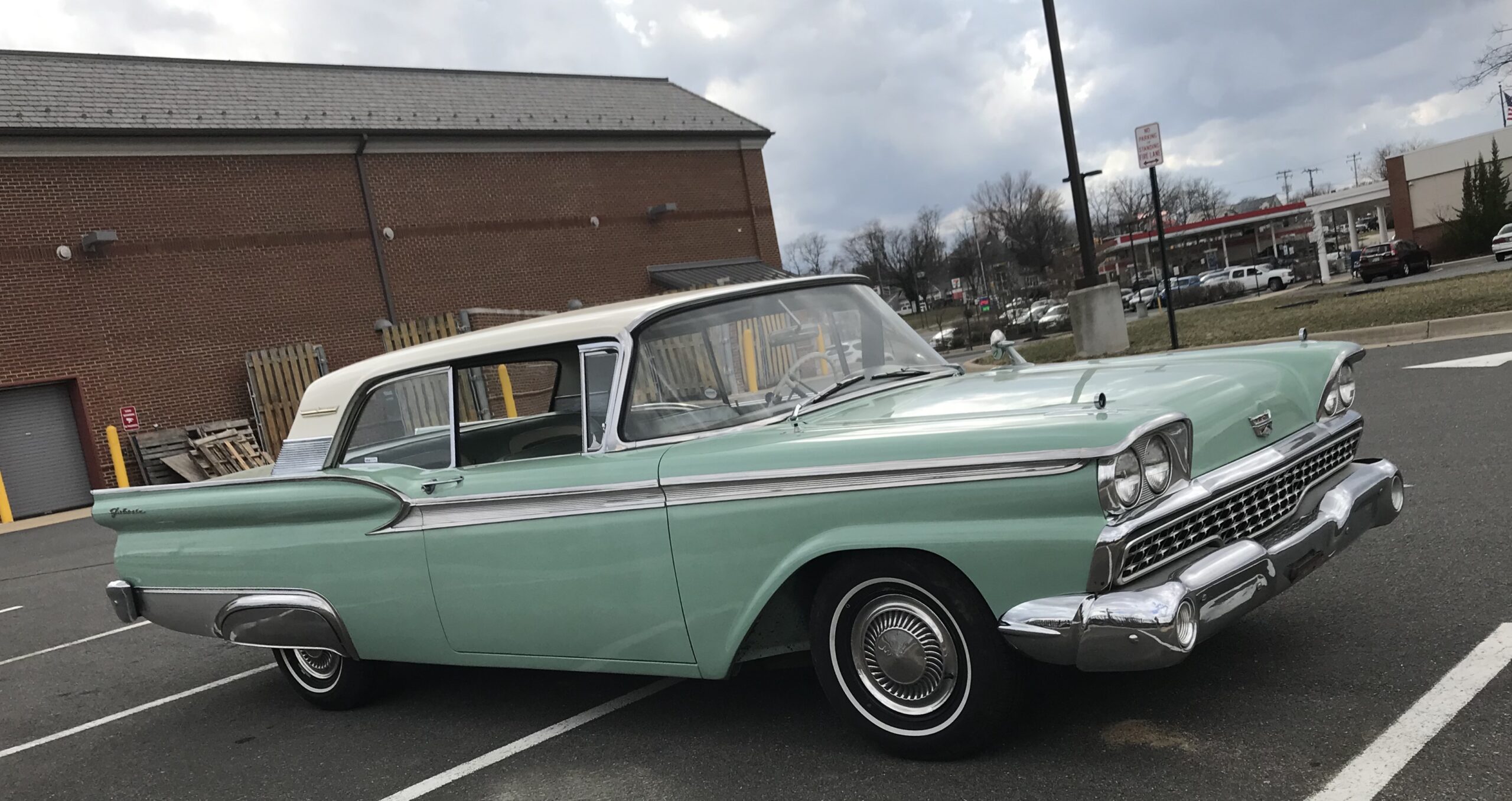 Ford-Galaxie-500-1959-Green-Green-13