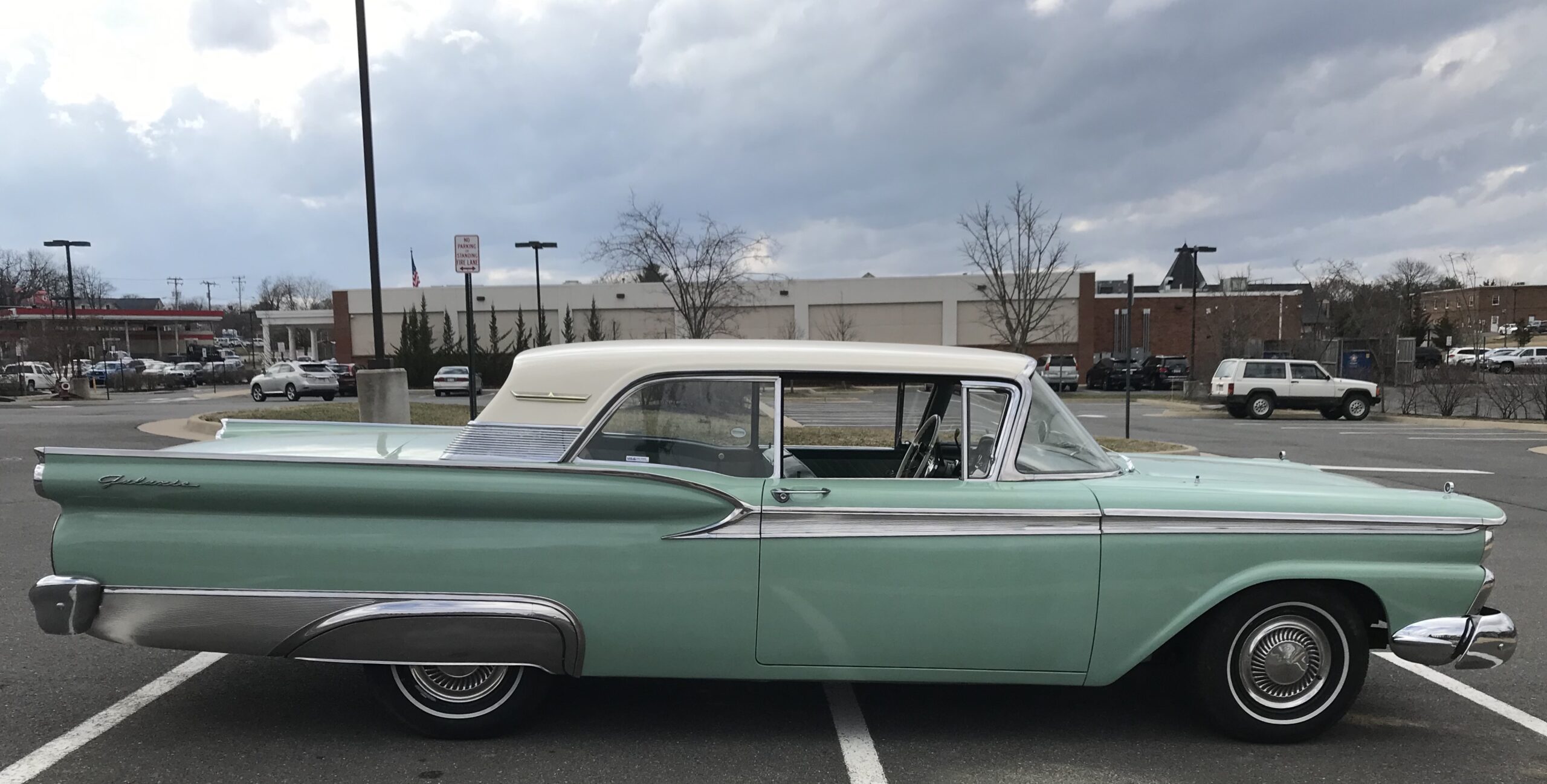 Ford-Galaxie-500-1959-Green-Green-14