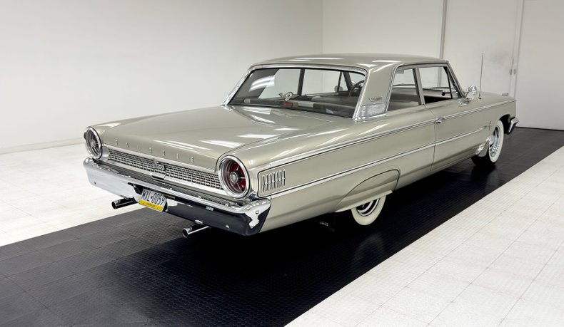 Ford-Galaxie-500-1963-Sandshell-Beige-Brown-11