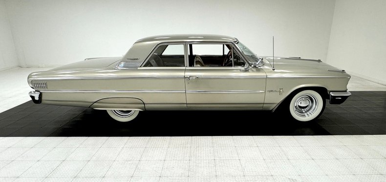 Ford-Galaxie-500-1963-Sandshell-Beige-Brown-12