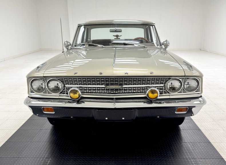 Ford-Galaxie-500-1963-Sandshell-Beige-Brown-14