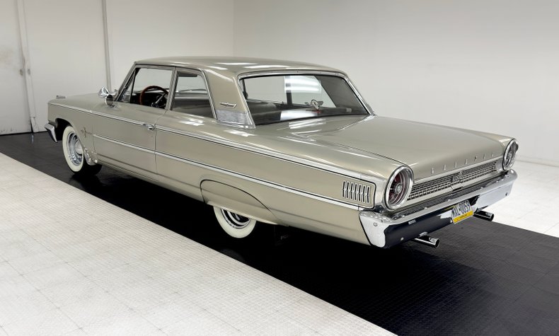 Ford-Galaxie-500-1963-Sandshell-Beige-Brown-9
