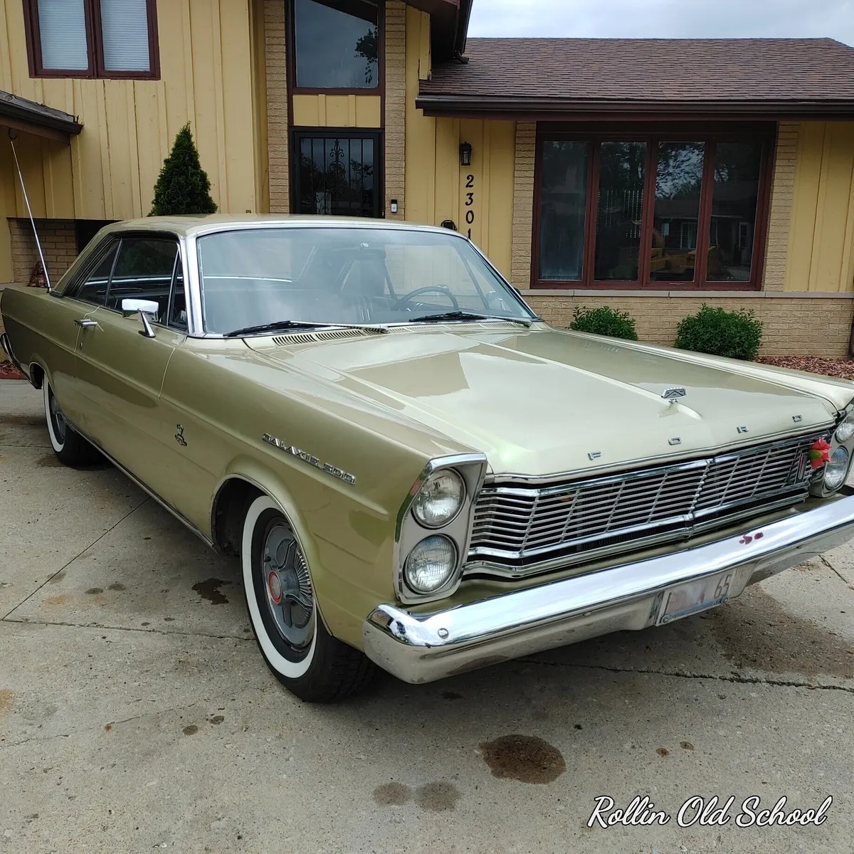 Ford-Galaxie-500-1965-Green-Black-1