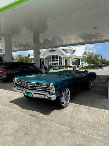 Ford-Galaxie-500-1967-Custom-Two-Tone-10